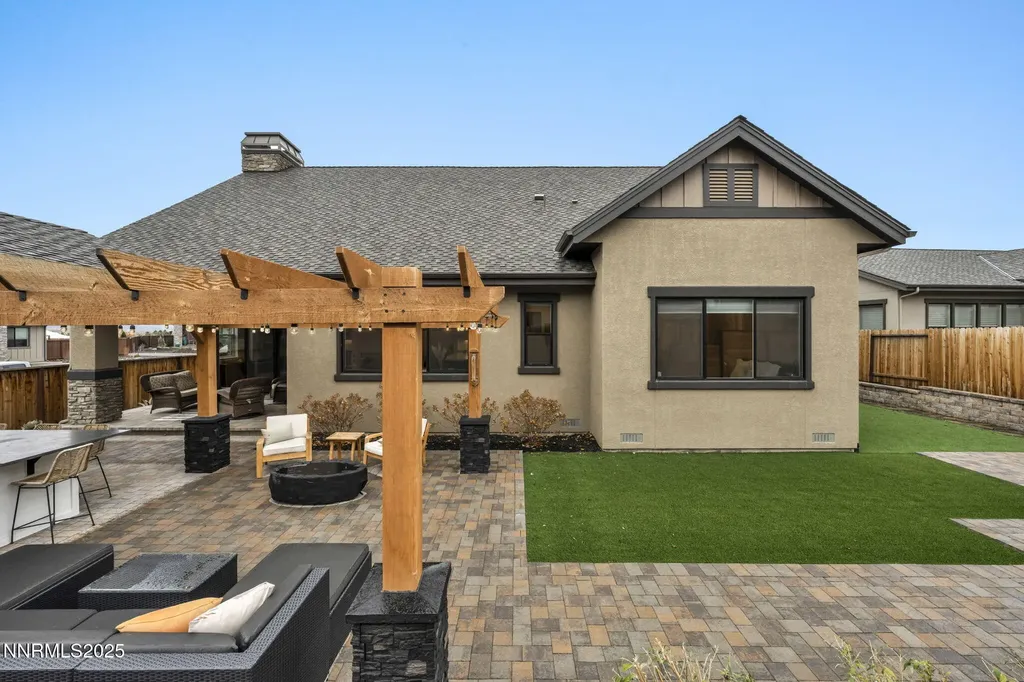 3270 Red Leaf Carson City NV 89703
