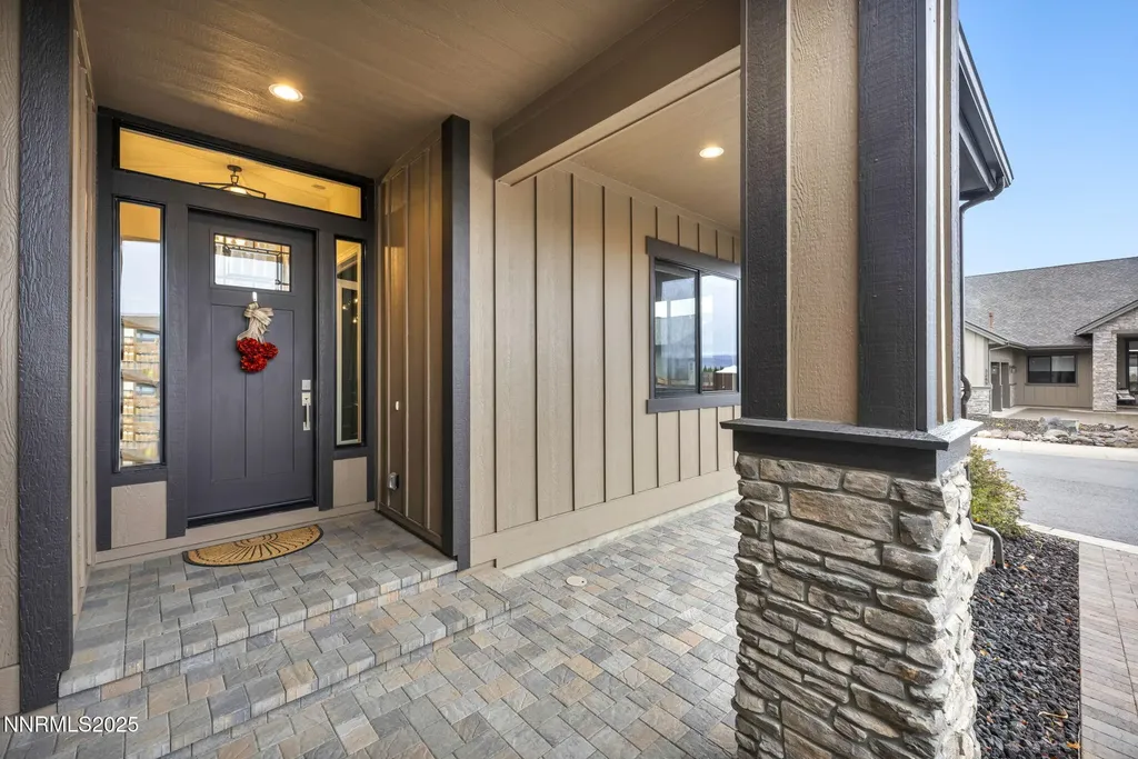 3270 Red Leaf Carson City NV 89703