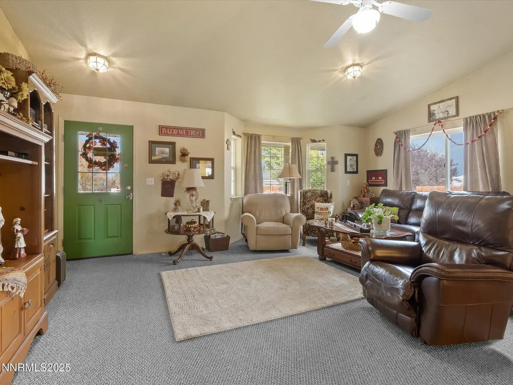 215 Hunter Park Fallon NV 89406
