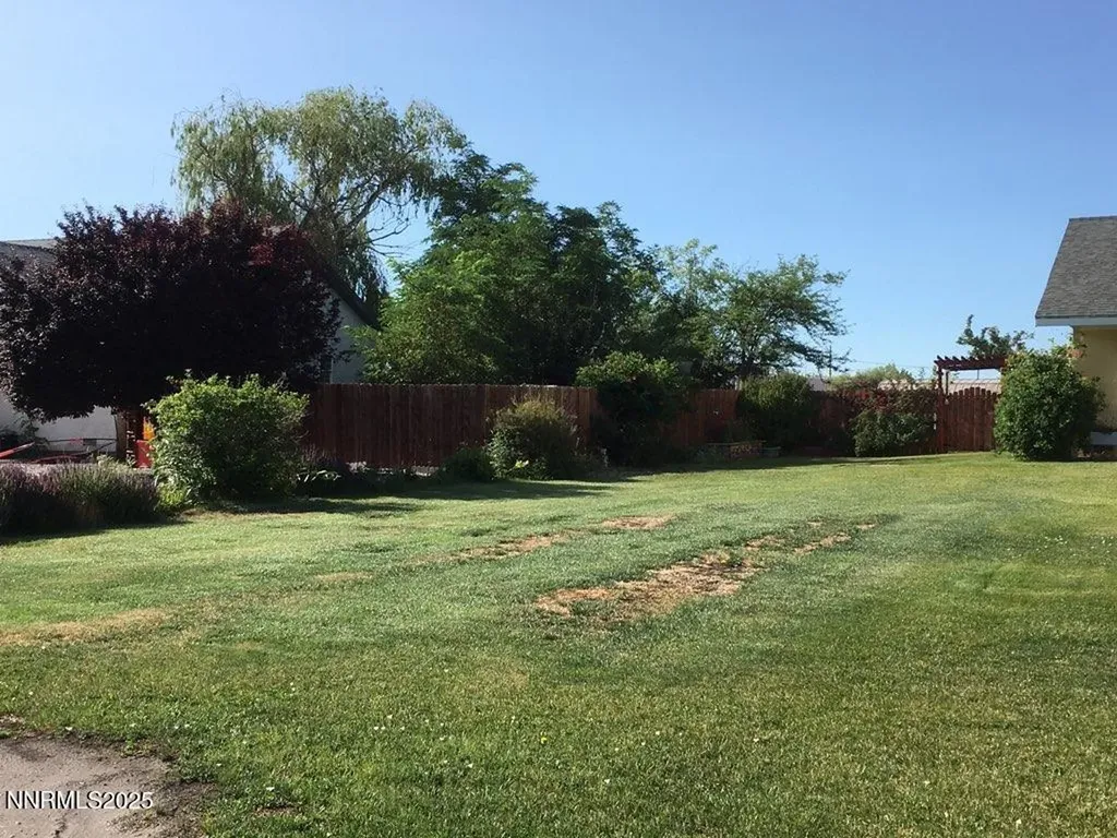 215 Hunter Park Fallon NV 89406
