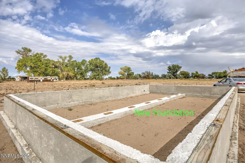 895 Howard Fallon NV 89406