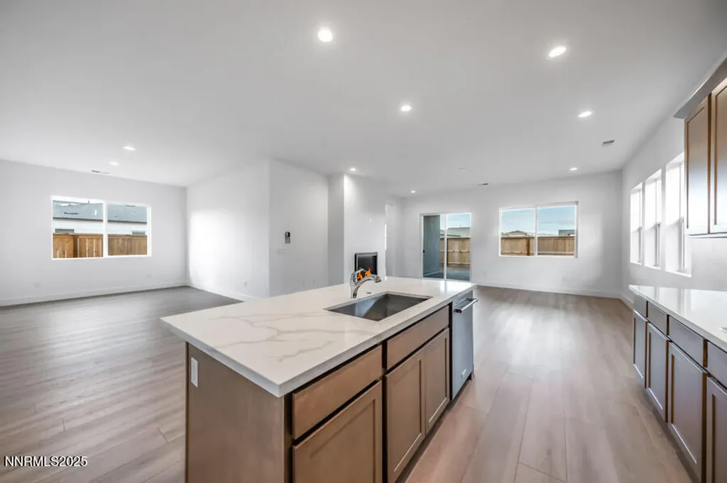 2376 Newberry Sparks NV 89436