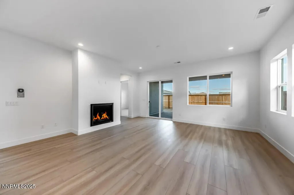 2376 Newberry Sparks NV 89436