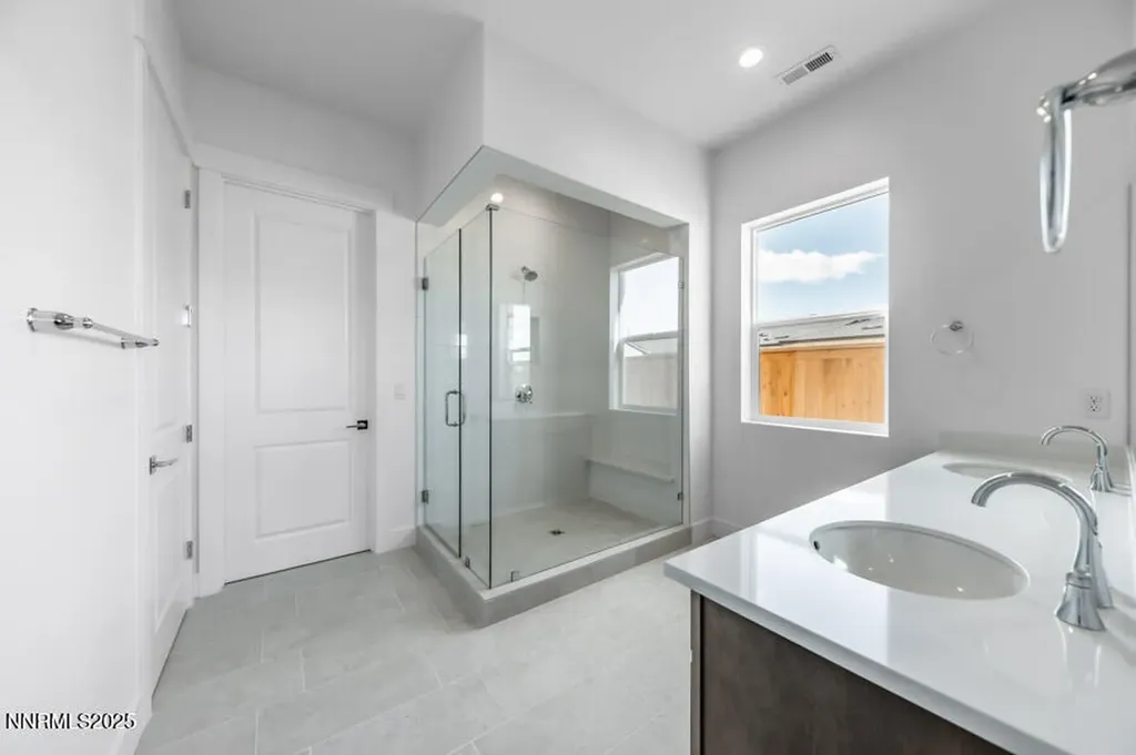 2376 Newberry Sparks NV 89436