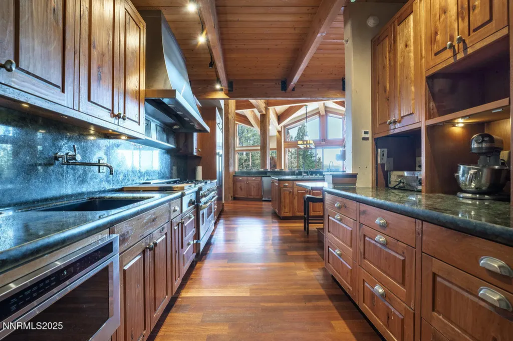 951 Divot Incline Village NV 89451