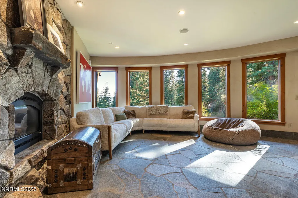 951 Divot Incline Village NV 89451