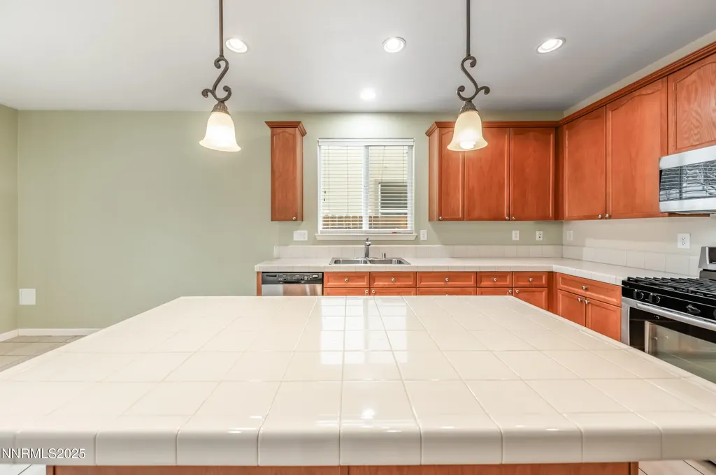 2180 Peaceful Valley Reno NV 89521