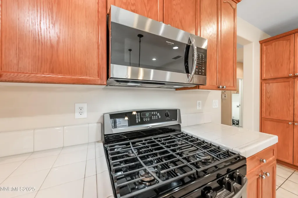 2180 Peaceful Valley Reno NV 89521