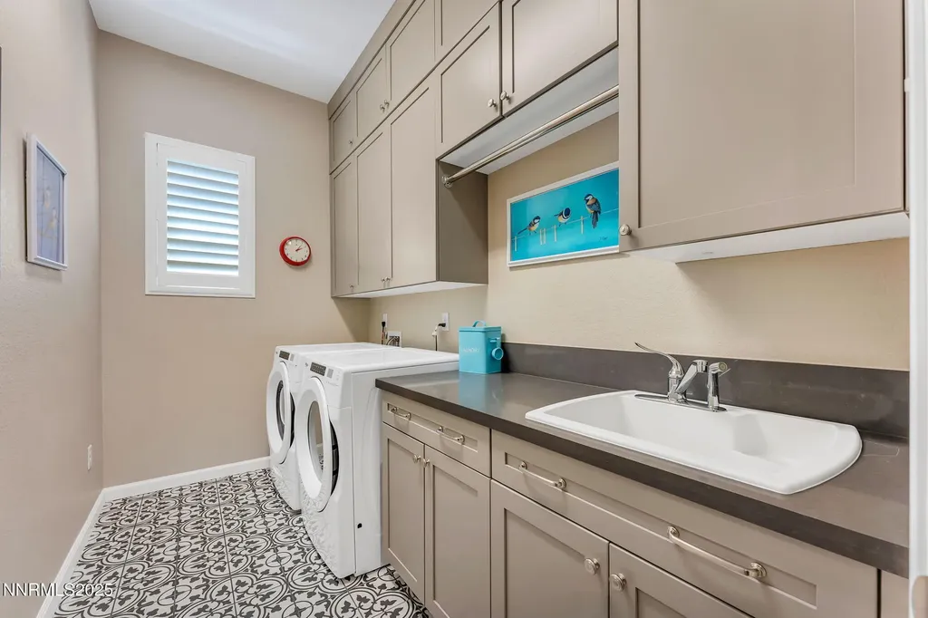 2121 Kates Bridge Reno NV 89521