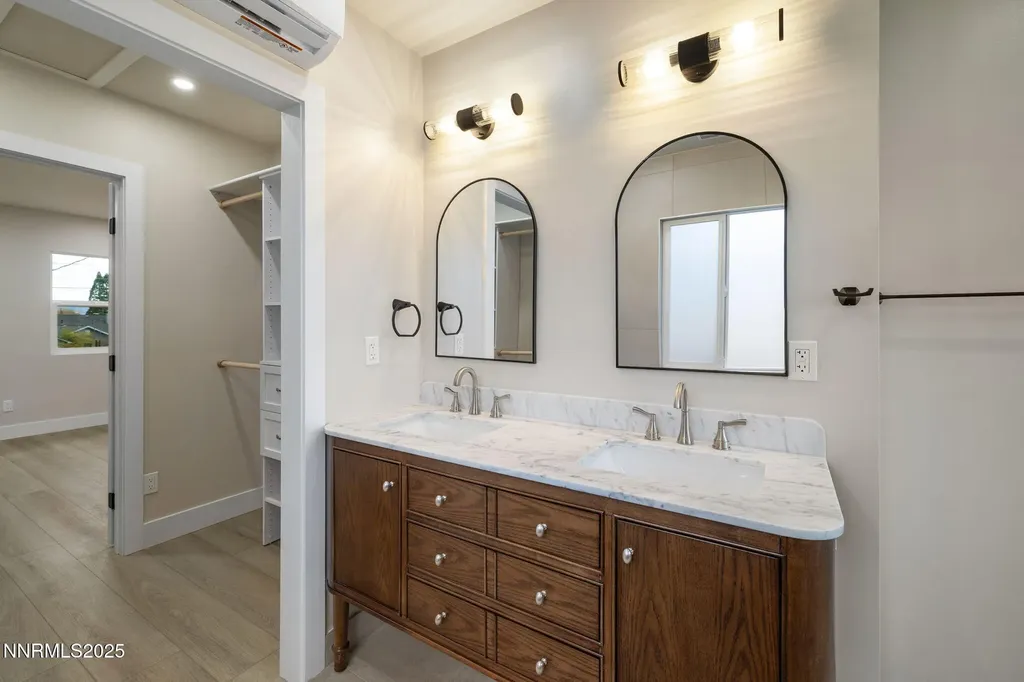 1418 Lander Reno NV 89509