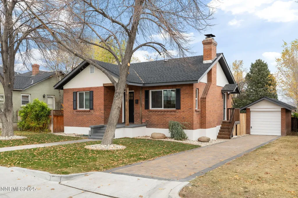 1418 Lander Reno NV 89509