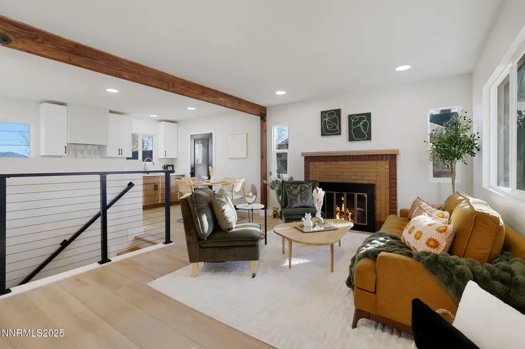 1418 Lander Reno NV 89509