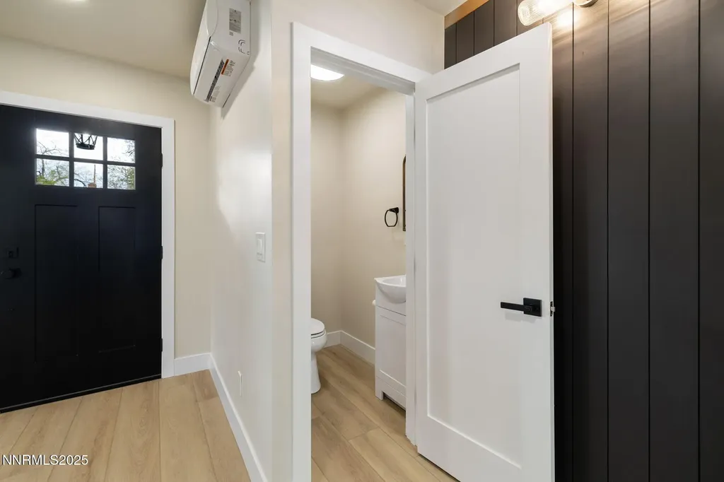 1418 Lander Reno NV 89509