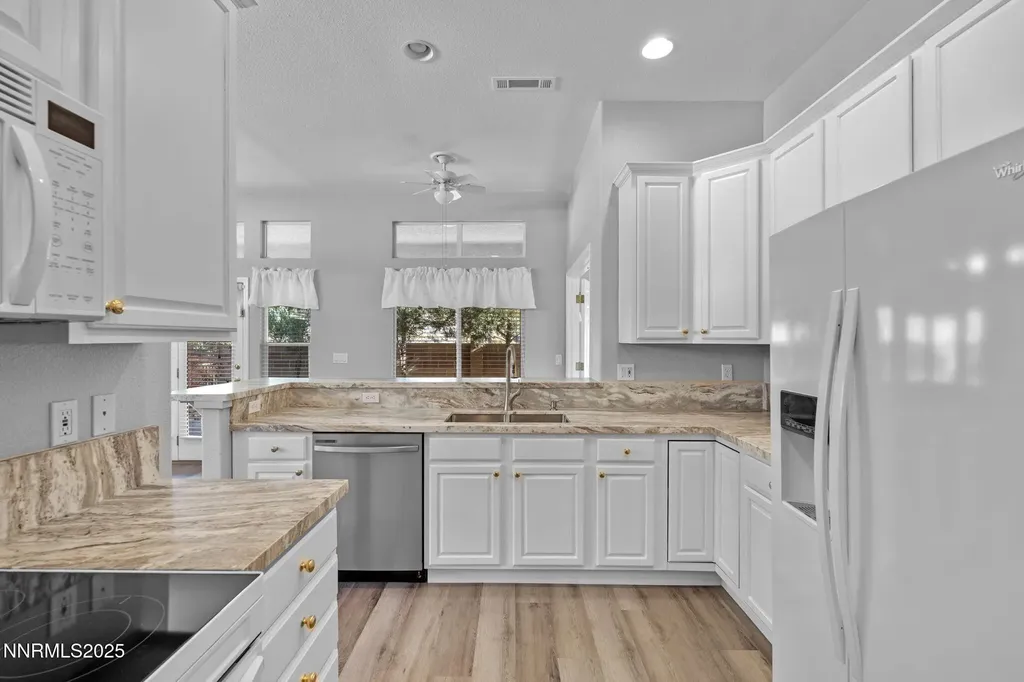 412 Sierra Leaf Reno NV 89511