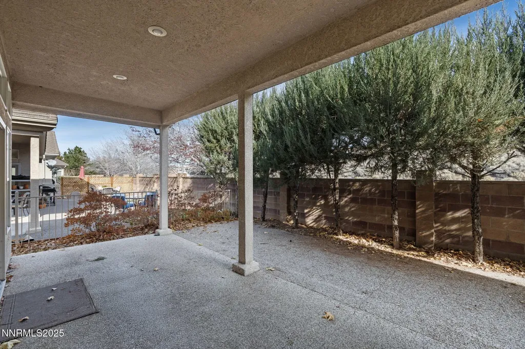 412 Sierra Leaf Reno NV 89511