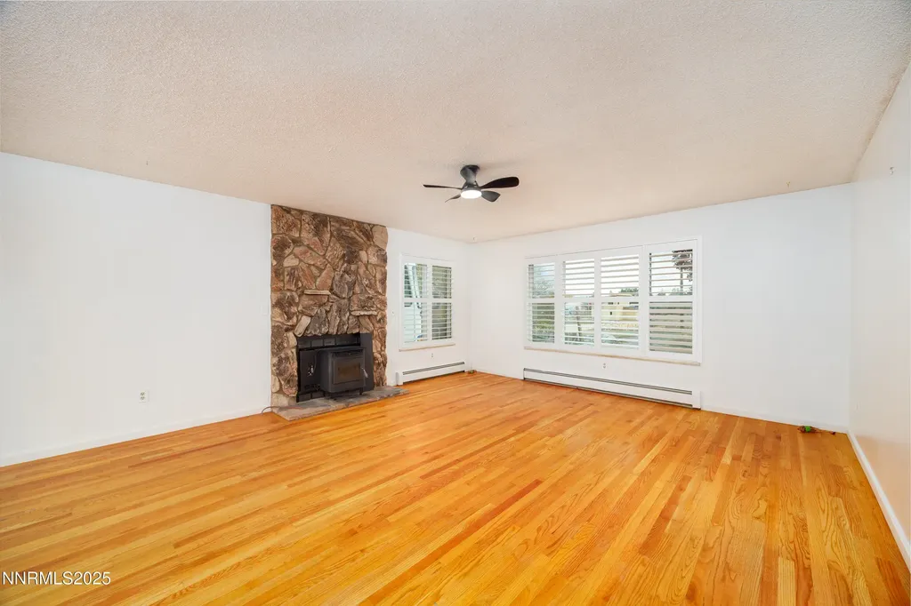 375 Hoge Reno NV 89506