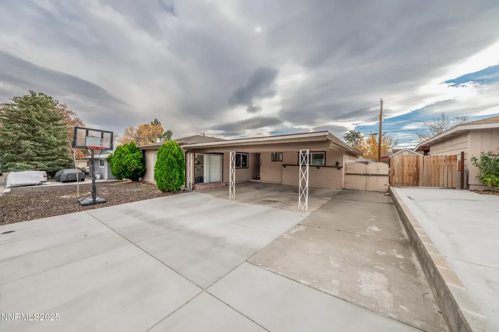 1155 Beldon Reno NV 89503