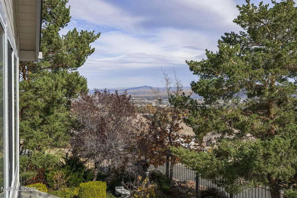 2678 Starr Meadows Reno NV 89519