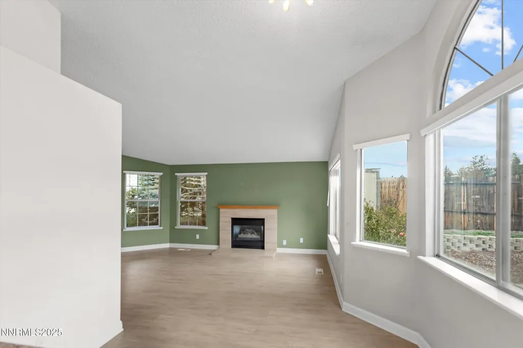 6530 Fall River Reno NV 89523