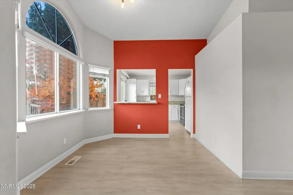 6530 Fall River Reno NV 89523