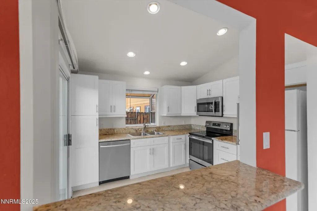 6530 Fall River Reno NV 89523