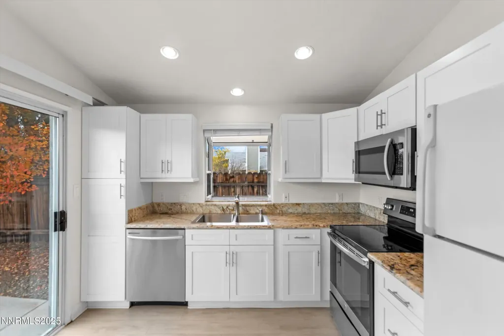 6530 Fall River Reno NV 89523