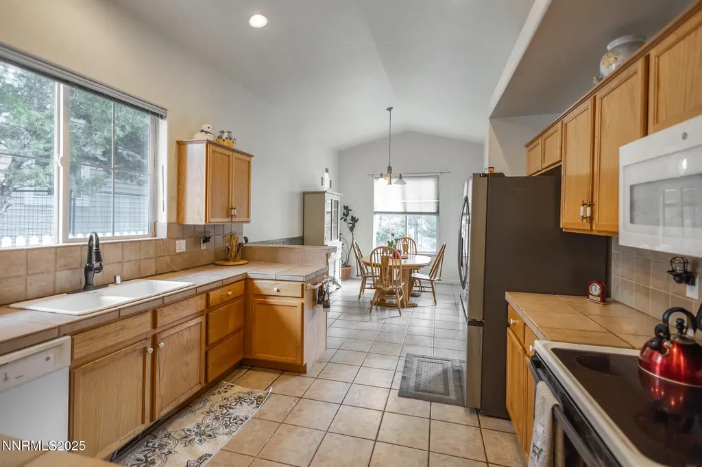 3790 Ranch Crest Reno NV 89509
