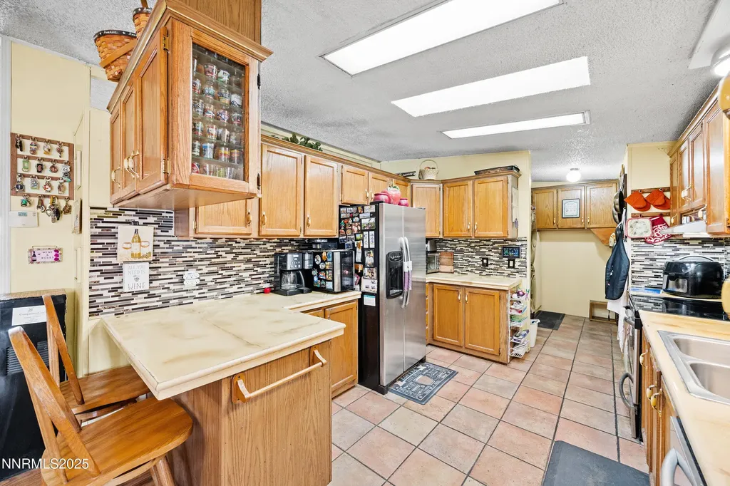 5225 Deodar Silver Springs NV 89429
