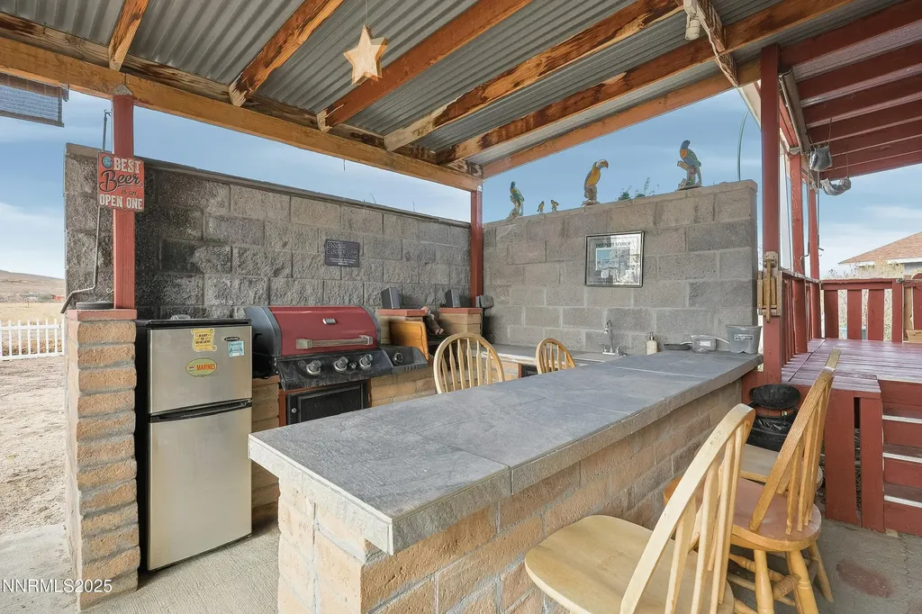 5225 Deodar Silver Springs NV 89429