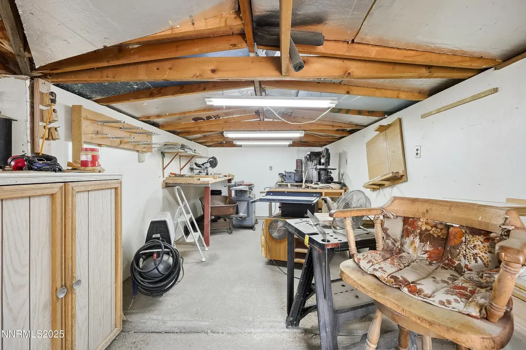 5225 Deodar Silver Springs NV 89429