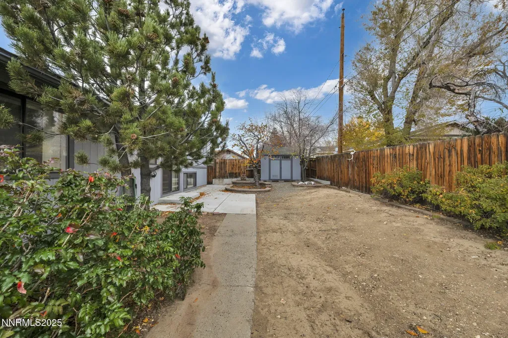 3405 Bowie Reno NV 89503