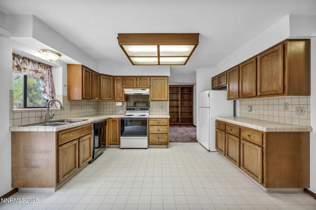 3405 Bowie Reno NV 89503