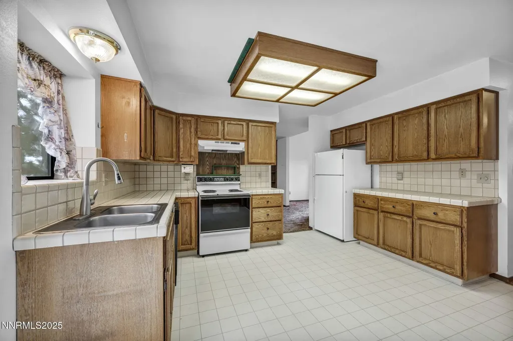 3405 Bowie Reno NV 89503