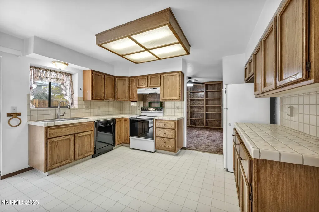 3405 Bowie Reno NV 89503
