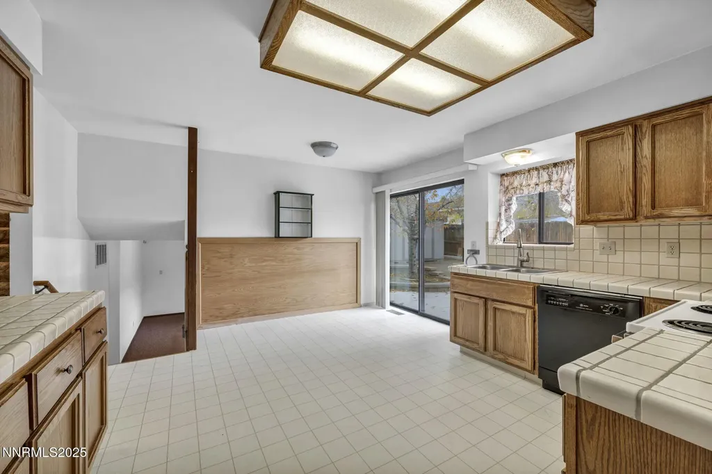 3405 Bowie Reno NV 89503