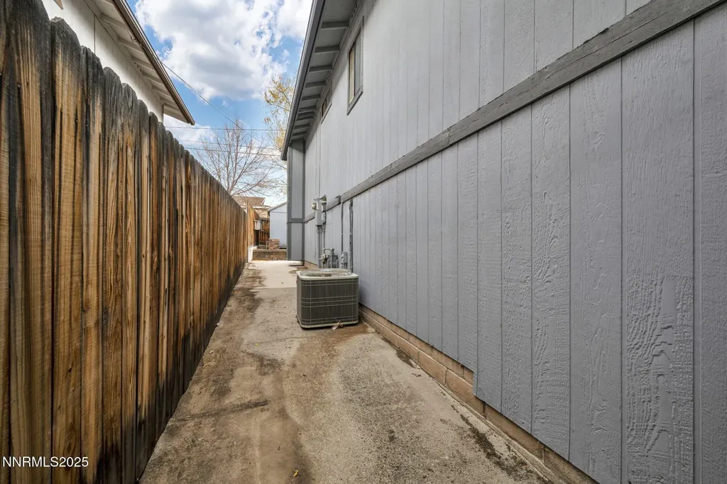 3405 Bowie Reno NV 89503