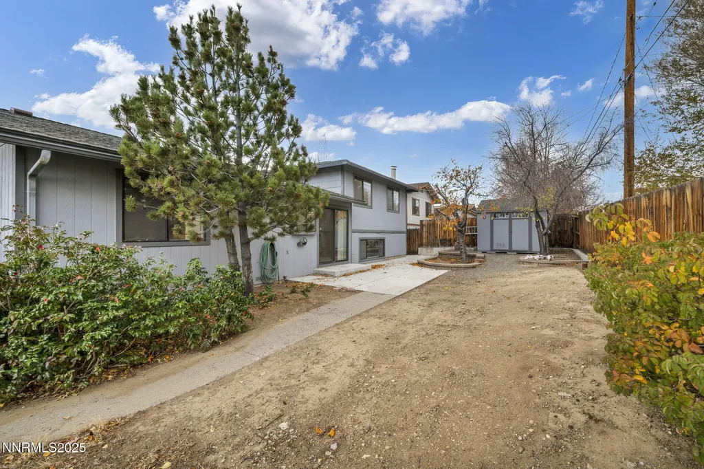 3405 Bowie Reno NV 89503