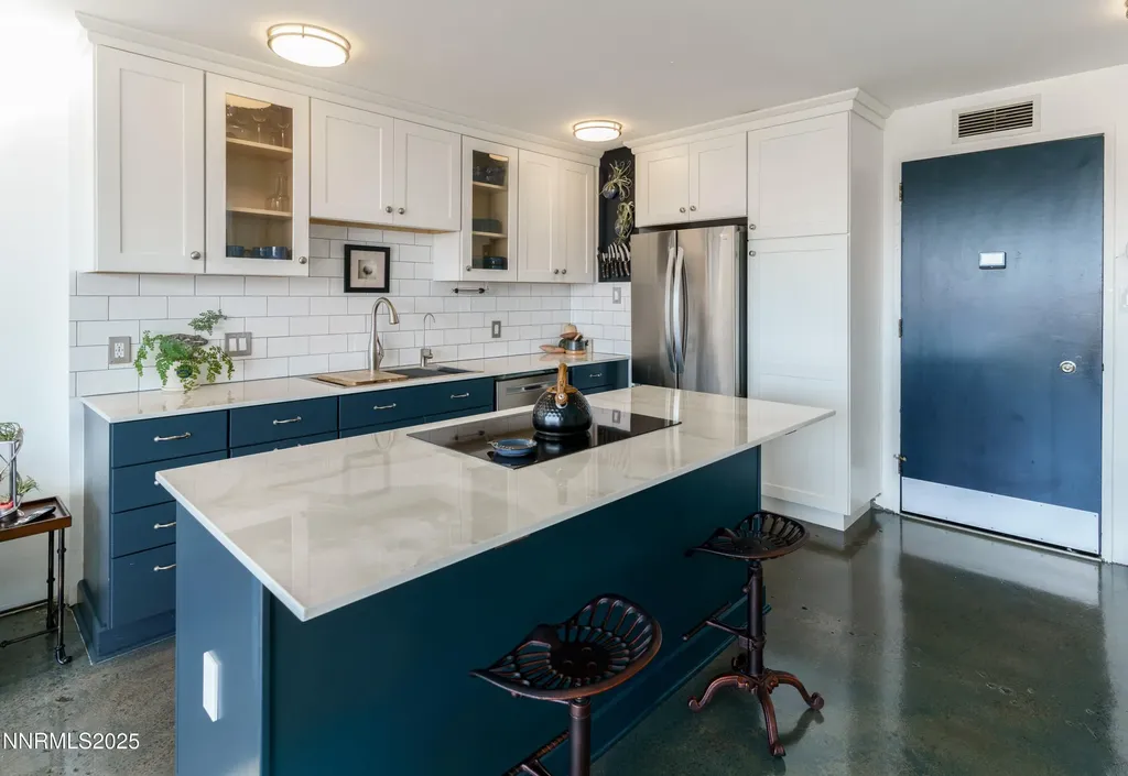 100 Arlington Reno NV 89501