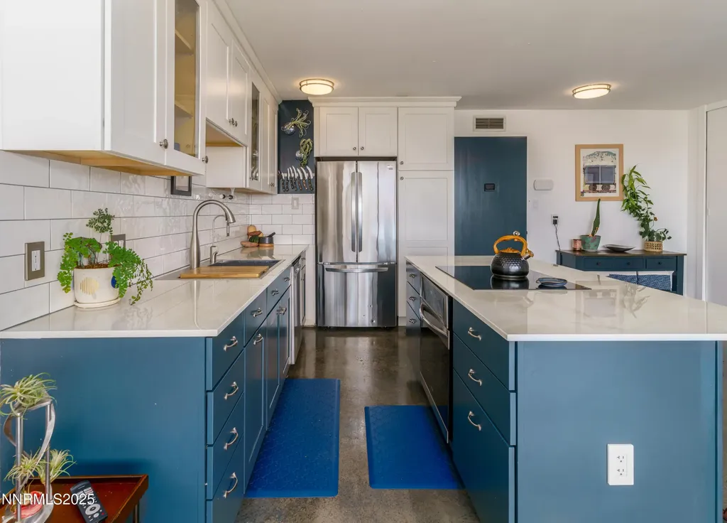 100 Arlington Reno NV 89501
