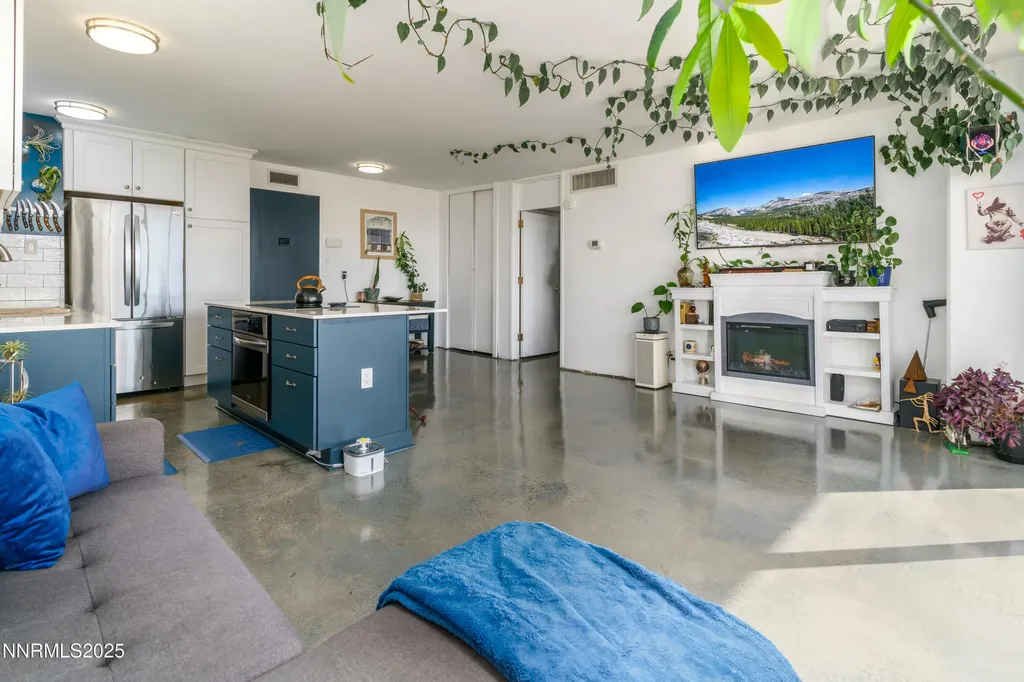 100 Arlington Reno NV 89501