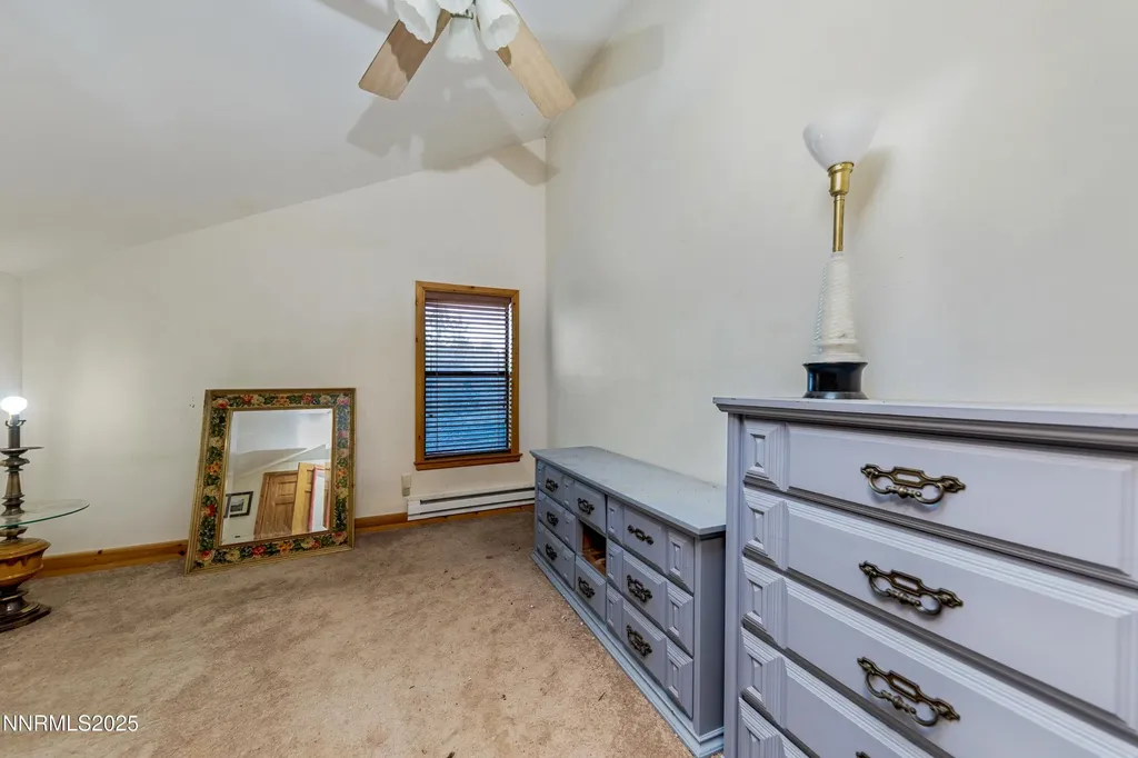 21565 Dortort Reno NV 89521