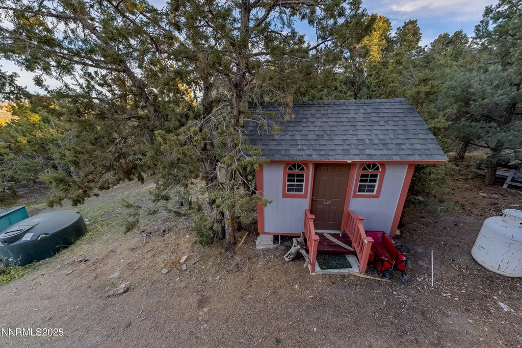 21565 Dortort Reno NV 89521