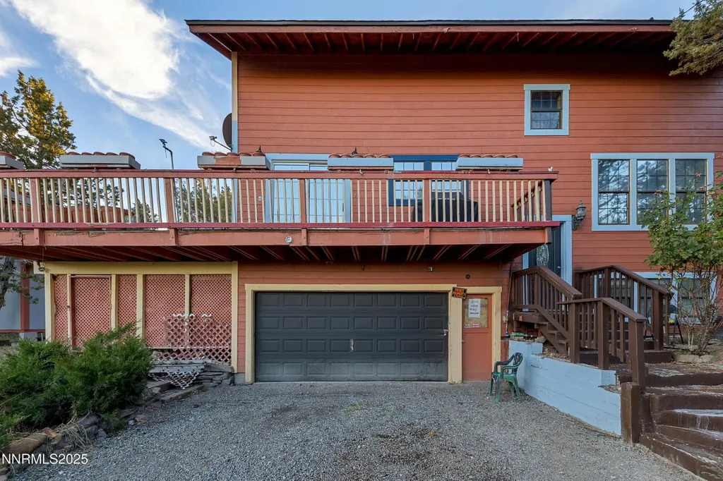 21565 Dortort Reno NV 89521