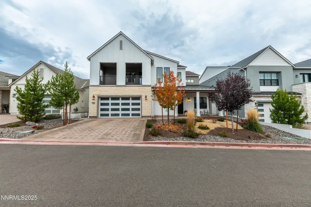 5453 Side Saddle Reno NV 89511