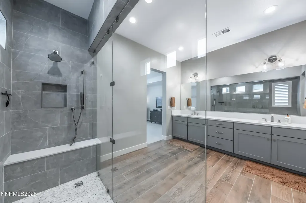5453 Side Saddle Reno NV 89511