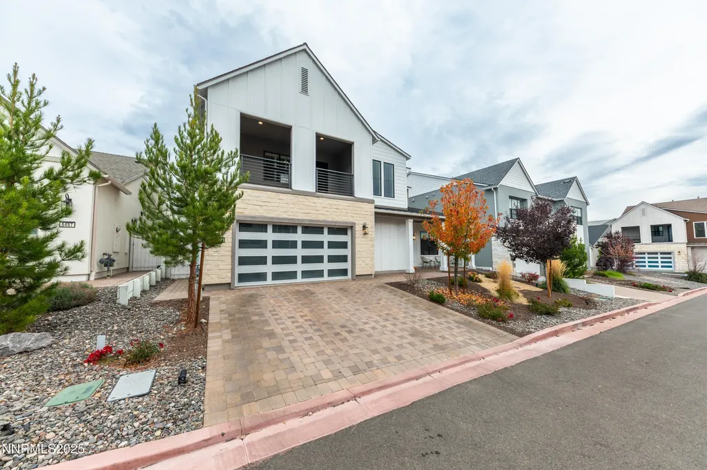 5453 Side Saddle Reno NV 89511