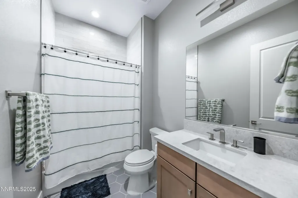 5453 Side Saddle Reno NV 89511