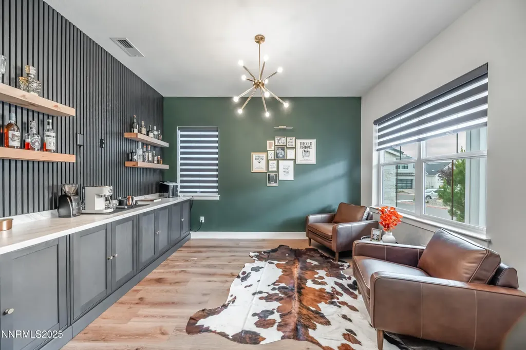 5453 Side Saddle Reno NV 89511