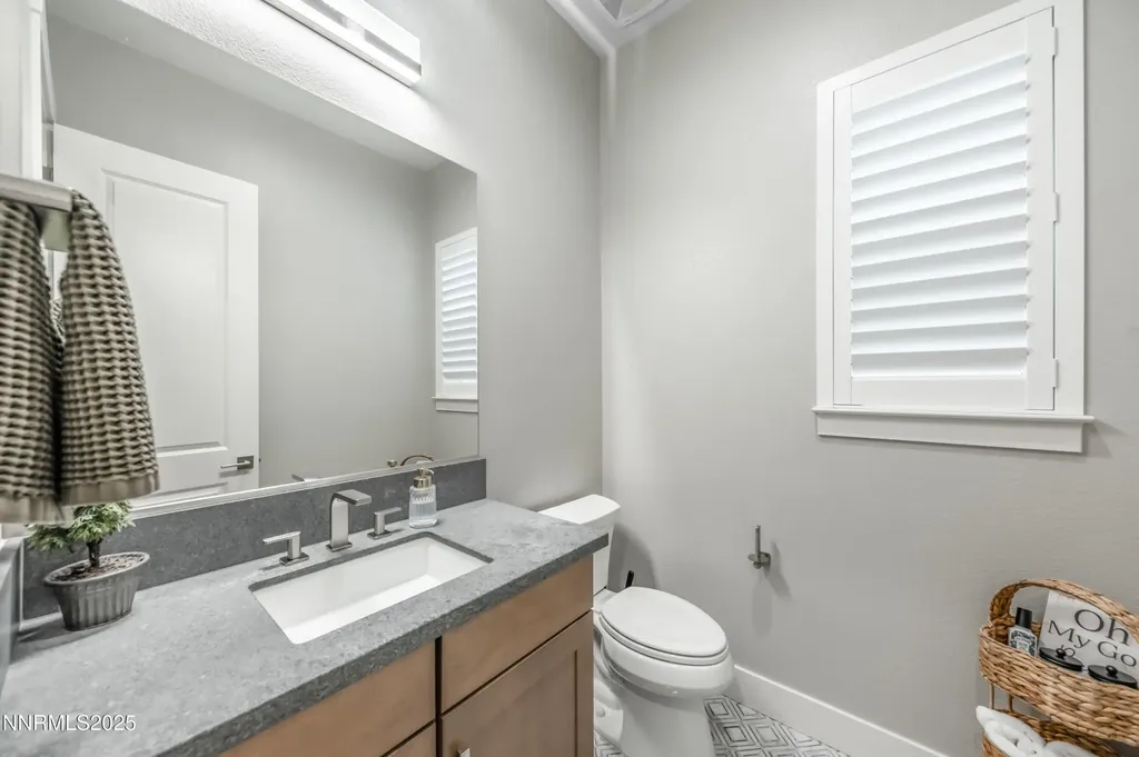 5453 Side Saddle Reno NV 89511