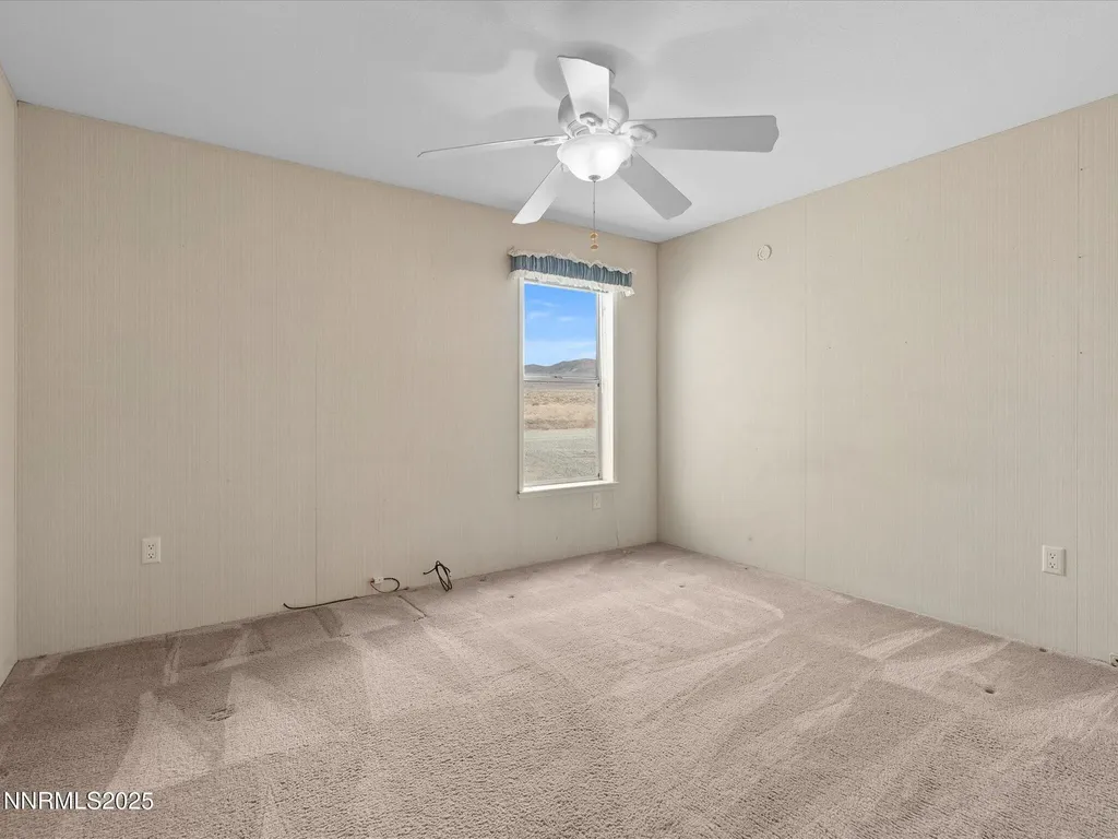 77 Mountain Yerington NV 89447